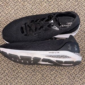 Under Armour Men's Hover Bluetooth Black and White Athletic Shoes